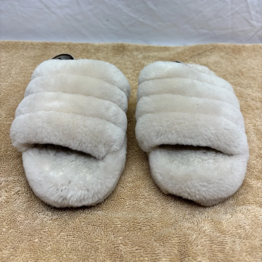 Ugg slippers for kids SZ 13 little girl